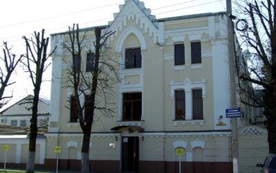 Здание табачной фабрики в Майкопе