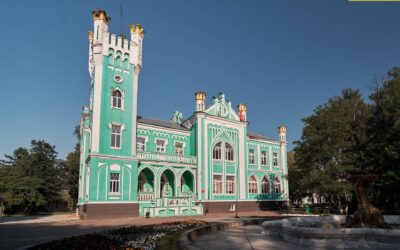Главный дом усадьбы Вьюнки