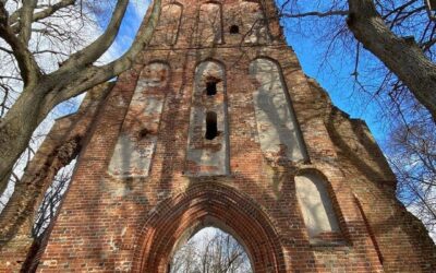 Кирха Св. Николауса и Барбары в Цинтене
