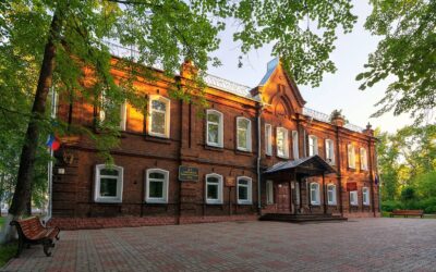 Главная контора Холуницких заводов