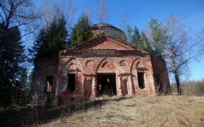 Церковь Воскресения в Валуево