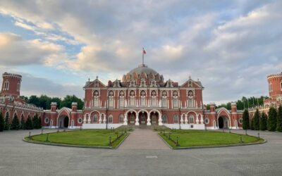 Петровский путевой дворец