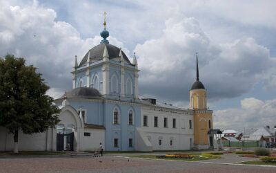 Покровская (Сергиевская) церковь Ново-Голутвина монастыря