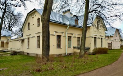 Кухонный комплекс Коттеджа в парке Александрия