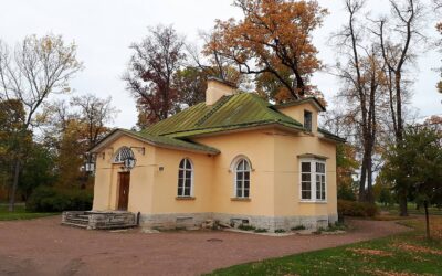 Константиновский (Адмиральский) дом в парке Александрия